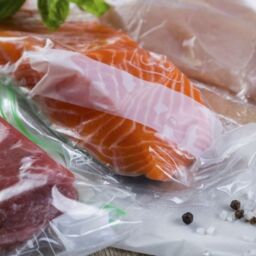 Sous-vide (су-вид) приготовление еды в вакуумной упаковке