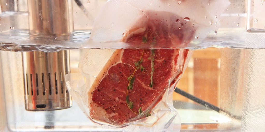 Sous-vide (су-вид) приготовление еды в вакуумной упаковке